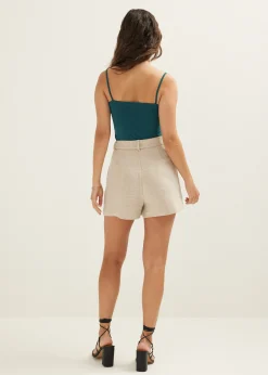 Basic singlet met kant detail