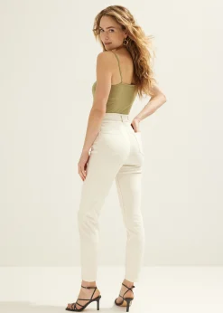 Basic singlet met kant detail