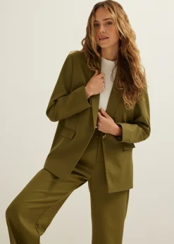 Blazer char