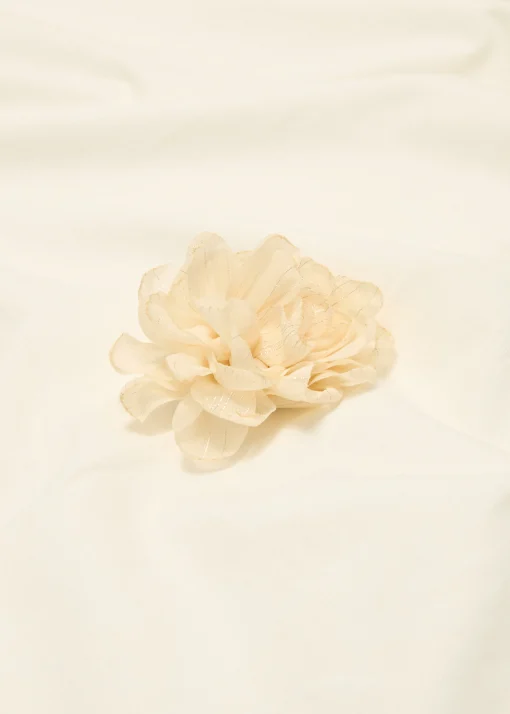 Bloemen broche met lurex