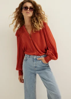 Blouse met tape details