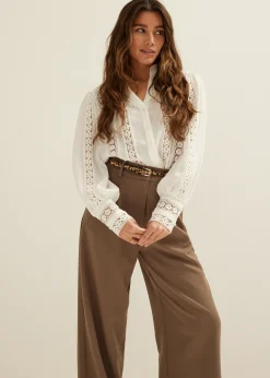 blouse met tape details
