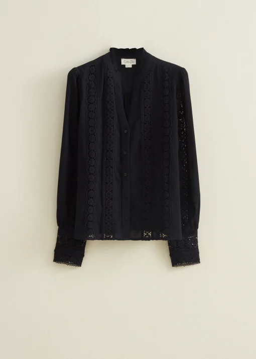 blouse met tape details