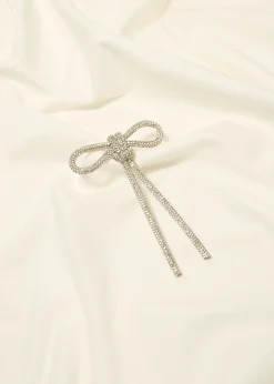 Broche met strass details