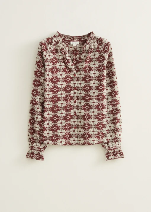 Broderie blouse
