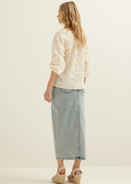 Broderie top