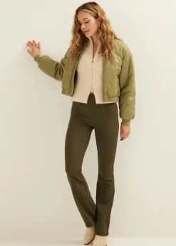 Flared broek met rib structuur