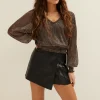 Glitter top met v-hals