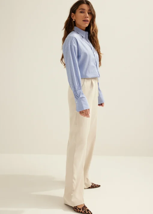 Pantalon met gestrikt detail