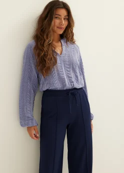 Top met crochet details
