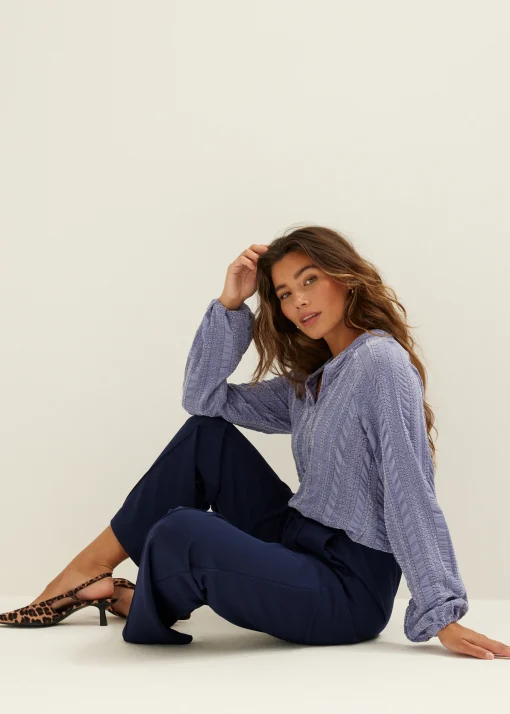 Top met crochet details