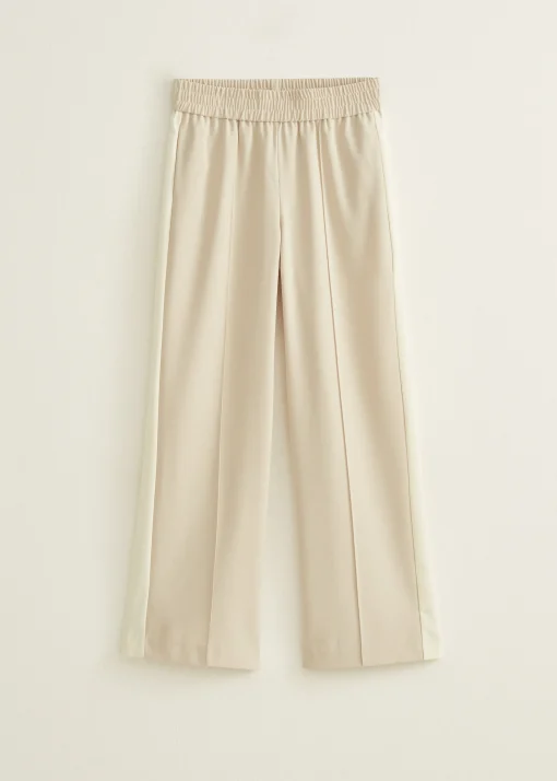 Track pants balance