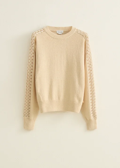 Trui met crochet details