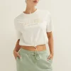T-shirt balance