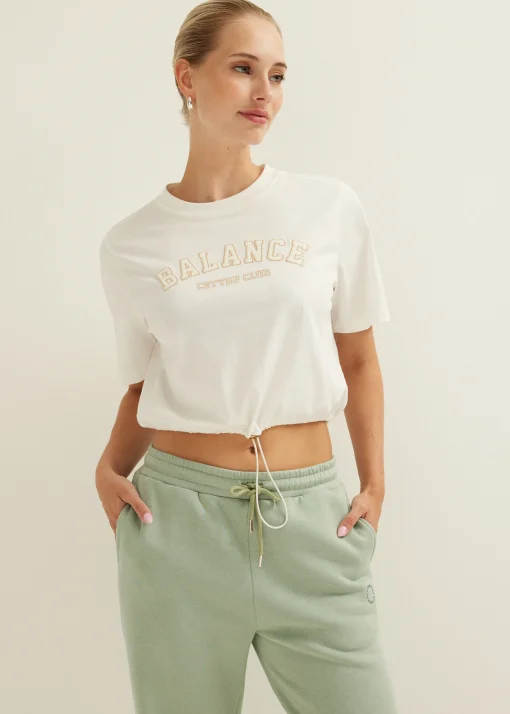 T-shirt balance