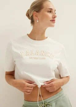 T-shirt balance