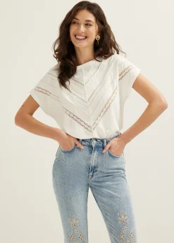 T-shirt met gehaakte details