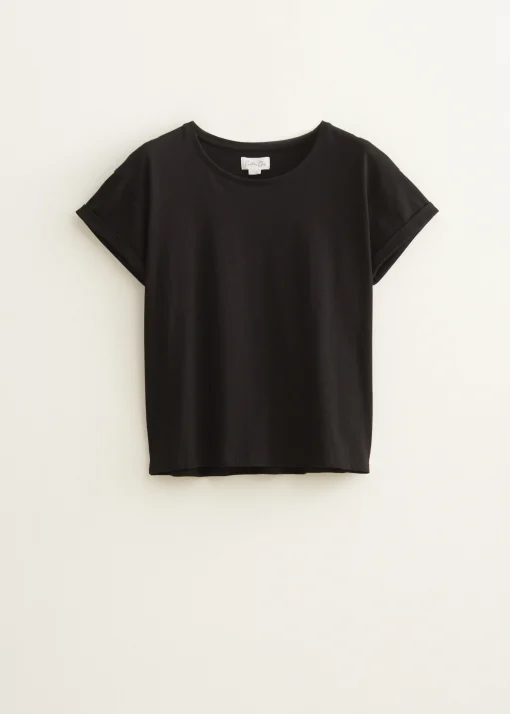 T-shirt met opgerolde mouw