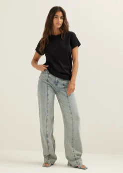 T-shirt met opgerolde mouw