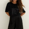 Velvet top met striksluiting