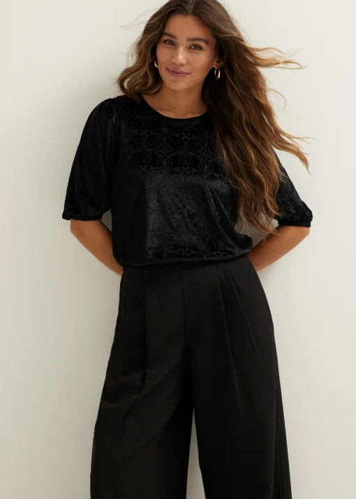 Velvet top met striksluiting