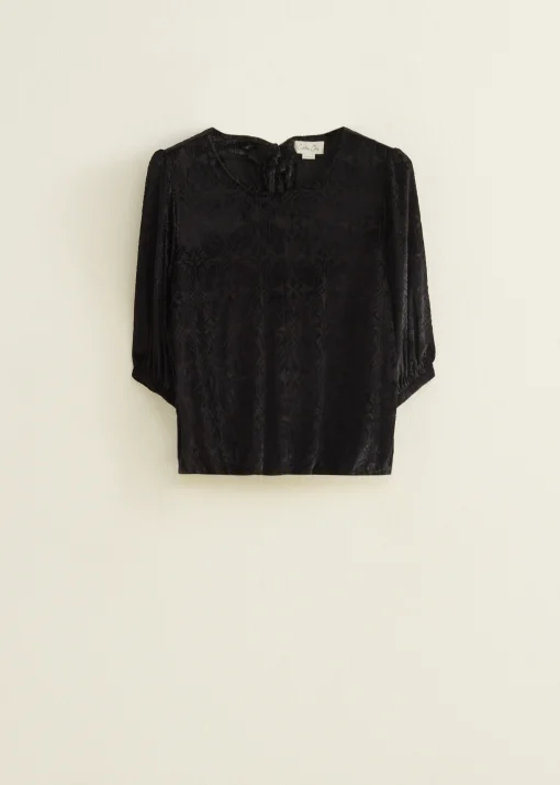Velvet top met striksluiting